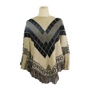 𝅺poncho/sweater size S/M